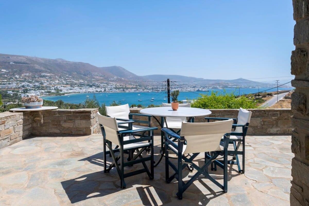 Вілла Parikia Cove Mansion Екстер'єр фото
